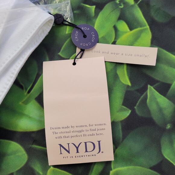 NWT NYDJ Plus Marilyn Cuffed Crop Jeans sz 26W Optic White LiftxTuck Technology - Picture 13 of 16
